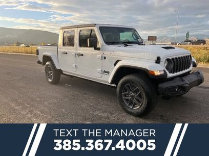 New 2025 Jeep Gladiator Sport