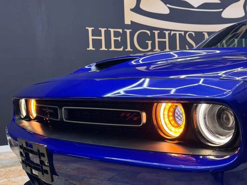 Used 2022 Dodge Challenger R/T w/ Performance Handling Group RWD image 2