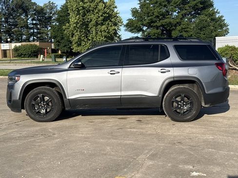Used 2021 GMC Acadia AT4 w/ Preferred Package AWD/4WD image 3