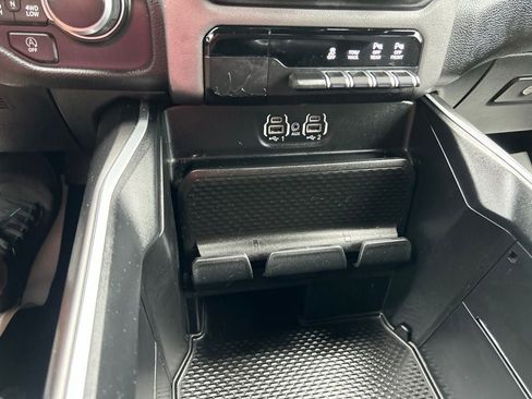 Used 2023 RAM 1500 Big Horn AWD/4WD image 20