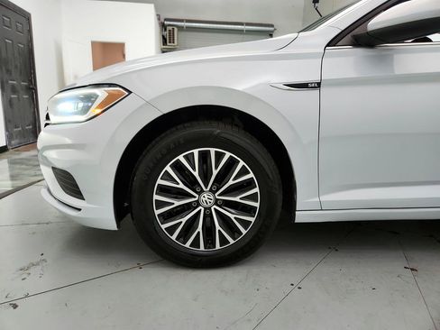 Used 2019 Volkswagen Jetta SEL FWD image 32