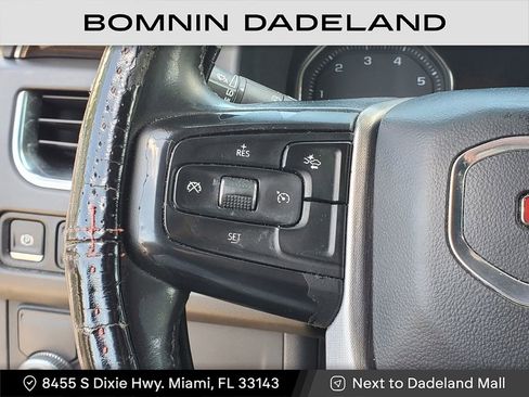Used 2021 GMC Yukon SLE image 19