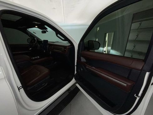Used 2022 Ford Expedition Max Limited AWD/4WD image 26