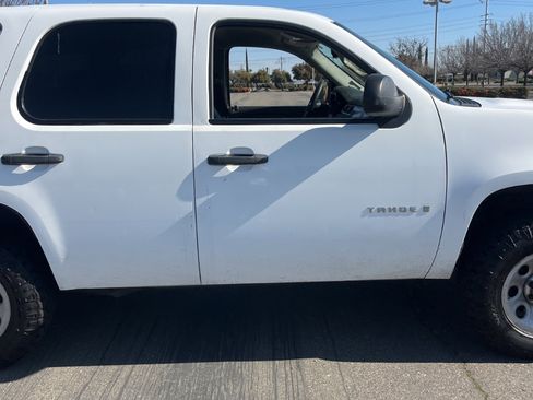 Used 2008 Chevrolet Tahoe LS w/ Skid Plate Package image 9