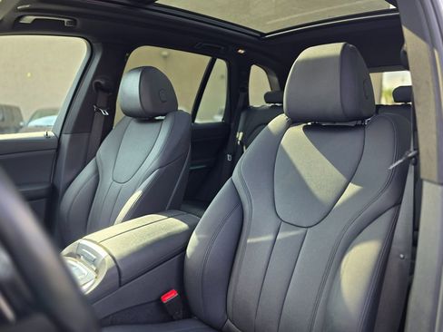 Used 2021 BMW X5 xDrive40i w/ Premium Package image 19