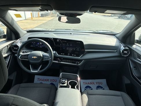 Used 2026 Chevrolet Equinox LT FWD image 20