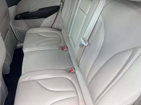 Used 2018 Lincoln MKC Premiere image 11