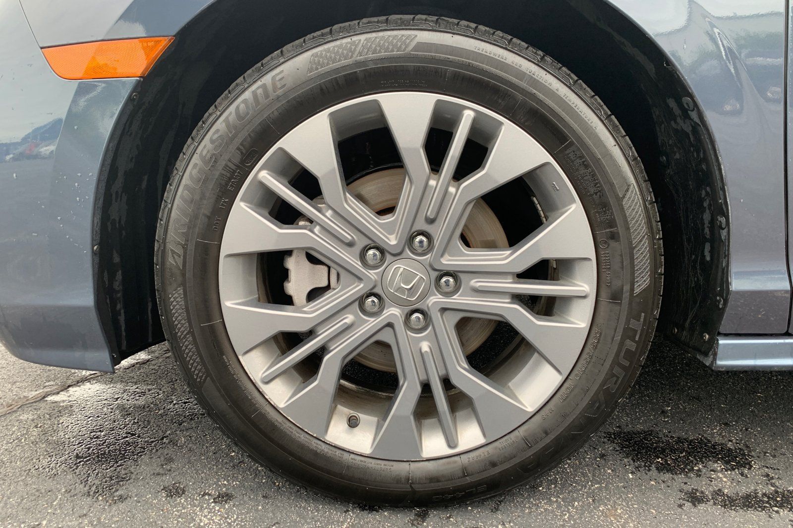 Used 2025 Honda Odyssey Touring image 9