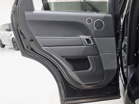 Used 2019 Land Rover Range Rover Sport HSE image 33