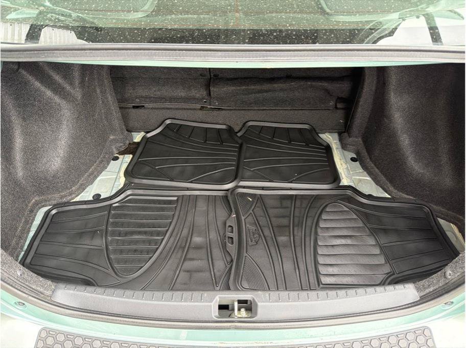 Used 2007 Toyota Yaris S w/ PWR Pkg w/Alloy Wheels FWD image 21