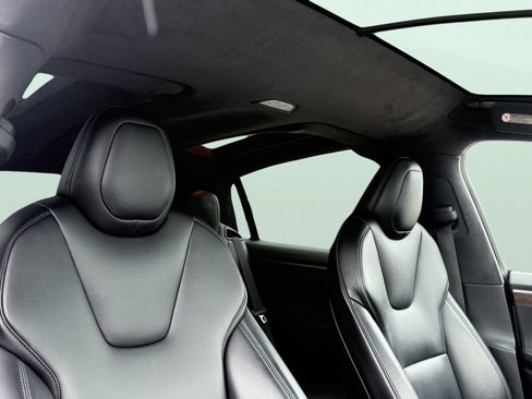 Used 2020 Tesla Model X Long Range AWD/4WD image 46