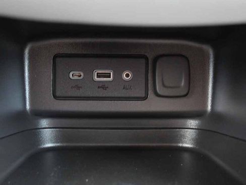 Used 2024 Chevrolet Equinox LS w/ LS Convenience Package FWD image 21