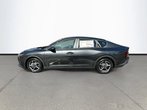 New 2025 Kia K4 LXS image 4