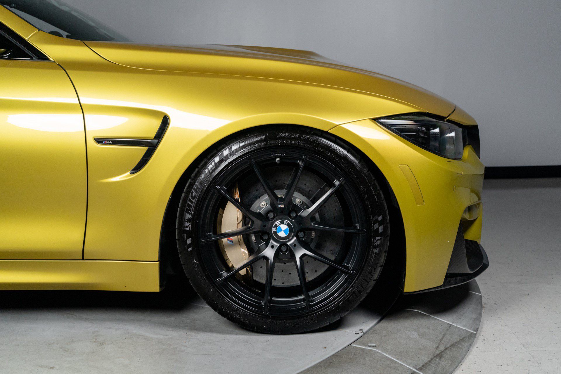 Used 2015 BMW M4 Coupe RWD image 34