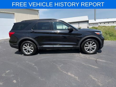 Certified 2020 Ford Explorer XLT w/ Equipment Group 202A AWD/4WD image 3