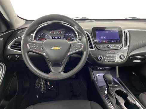 Used 2023 Chevrolet Malibu LT FWD image 18