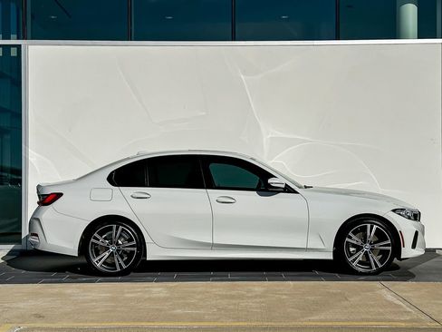 Certified 2023 BMW 330i Sedan w/ Premium Package image 3