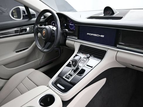 Certified 2023 Porsche Panamera Platinum Edition RWD image 29