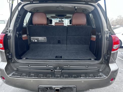 Used 2013 Toyota Sequoia Platinum image 13