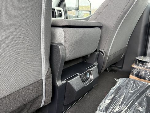 New 2026 Ford F250 XL image 18