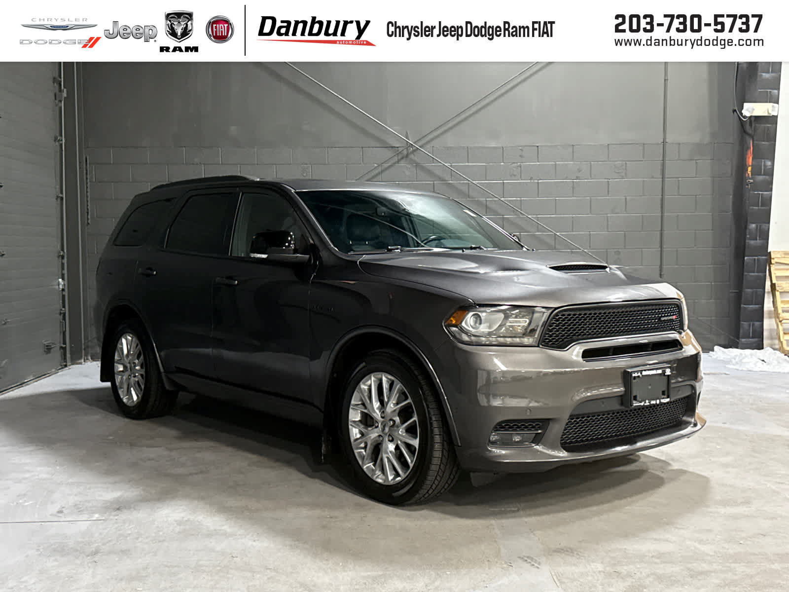 Used 2020 Dodge Durango R/T w/ Blacktop Package AWD/4WD image 1