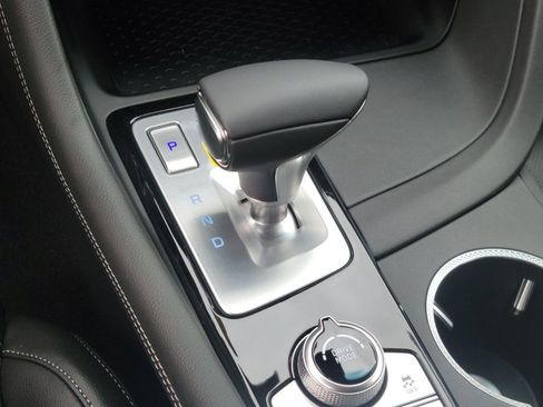 New 2026 Genesis G70 2.5T image 25