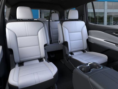 New 2026 Chevrolet Traverse High Country image 32