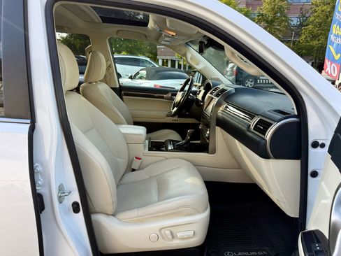 Used 2020 Lexus GX 460 Premium image 26