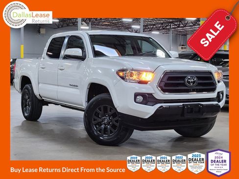 Used 2022 Toyota Tacoma SR5 RWD image 1