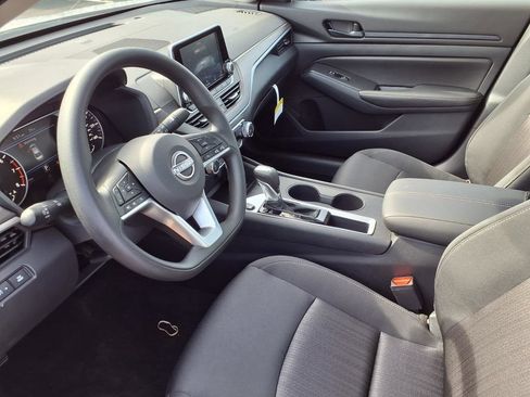 New 2026 Nissan Altima 2.5 SV FWD image 14