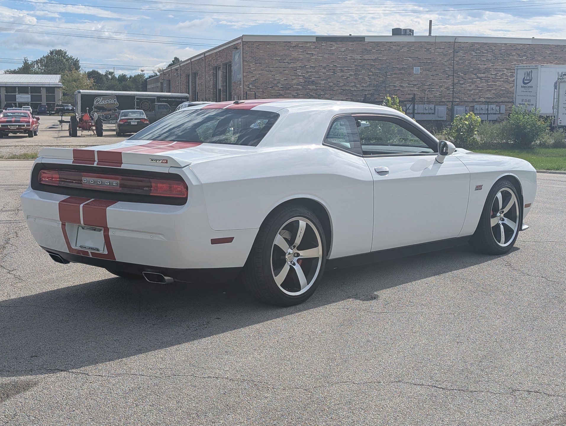 Used 2013 Dodge Challenger SRT8 RWD image 3