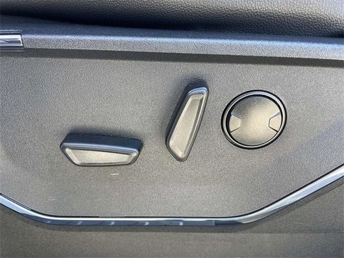 Used 2024 Ford F250 Lariat w/ Lariat Ultimate Package image 14