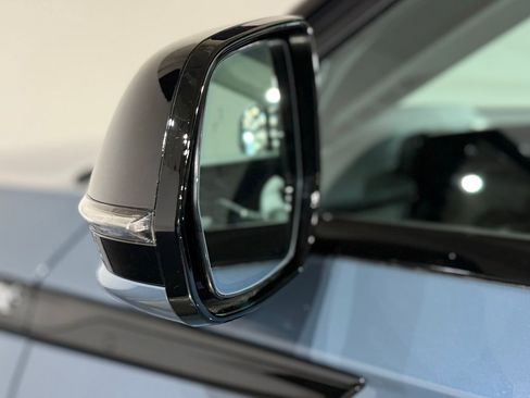 New 2026 Lincoln Aviator AWD image 18