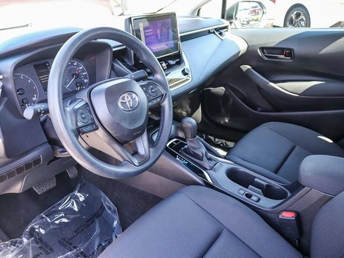 Used 2025 Toyota Corolla LE w/ LE Premium Package FWD image 20