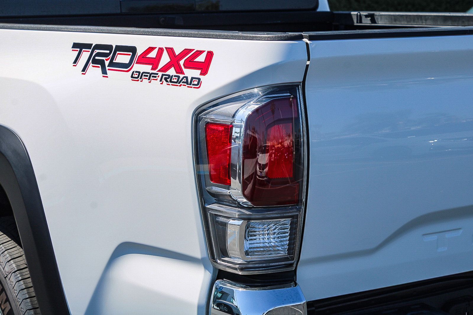 Used 2023 Toyota Tacoma TRD Off-Road AWD/4WD image 10