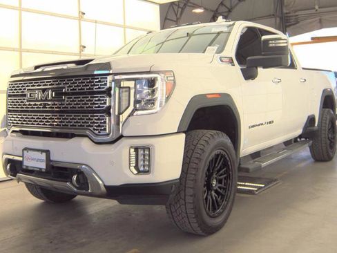 Used 2020 GMC Sierra 2500 Denali w/ Denali Ultimate Package AWD/4WD image 2