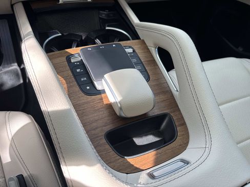 Used 2024 Mercedes-Benz GLE 350 4MATIC image 26