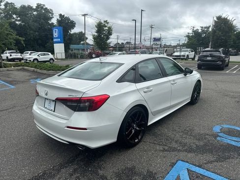 Used 2023 Honda Civic Sport image 8
