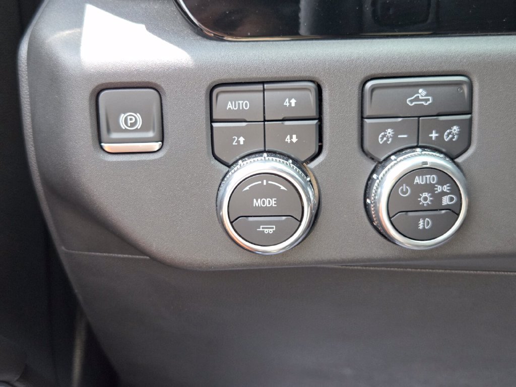Used 2024 GMC Sierra 1500 Elevation w/ X31 Off-Road Package AWD/4WD image 37