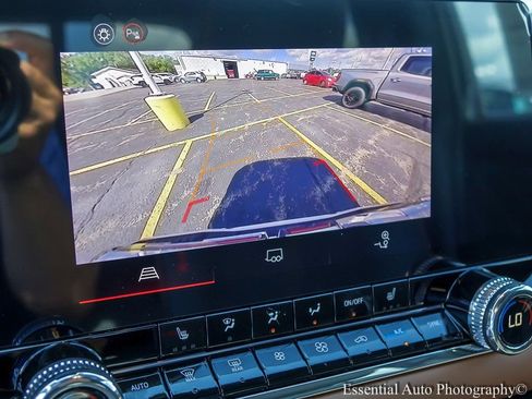 New 2025 GMC Canyon AT4 image 14