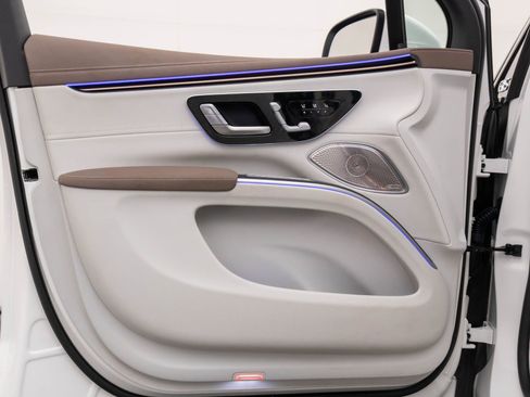 Used 2023 Mercedes-Benz EQS 450+ 4MATIC SUV image 13