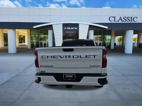 Used 2025 Chevrolet Silverado 1500 Custom w/ LPO, Dark Essentials Package RWD image 7