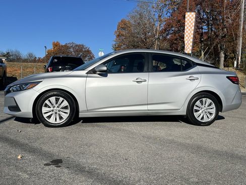 Used 2023 Nissan Sentra S image 4