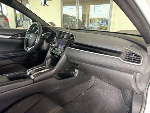 Used 2020 Honda Civic Sport image 26