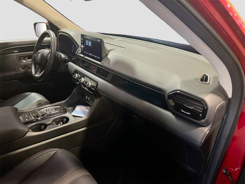 Used 2025 Honda Pilot EX-L image 30