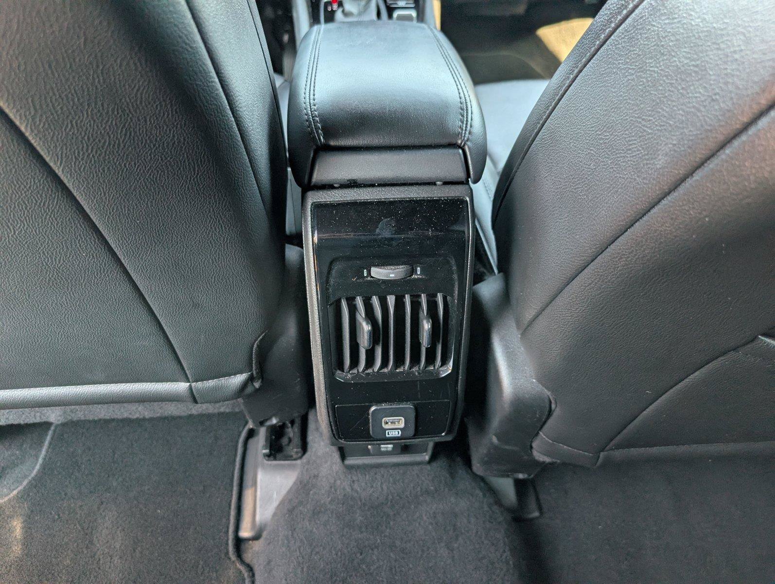 Used 2025 Jeep Compass Latitude AWD/4WD image 23