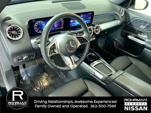 Used 2025 Mercedes-Benz GLB 250 GLB 250 image 4