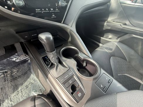 Used 2024 Toyota Camry XSE FWD image 14