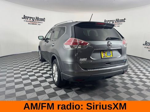 Used 2014 Nissan Rogue SV w/ SV Moonroof Package image 10