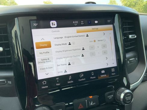 Used 2022 RAM 1500 Big Horn AWD/4WD image 37